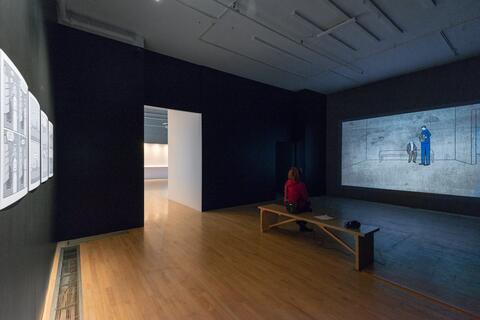 [ Fig. 06 ] Diane Obomsawin, vue de l'exposition, Les mondes, Expression, centre d’exposition Saint-Hyacinthe, 2019. Photo: Paul Litherland. 