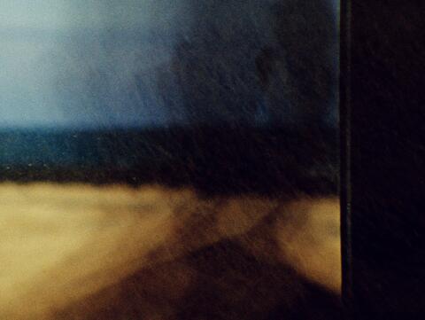 [ Fig. 08 ] 35mm photogram of II., 2022, Alexandre Larose.